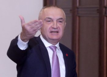 Artur Zheji tregon çfarë e fundosi Ilir Metën: Vinte tapë në emisione, nuk e mbante dot…