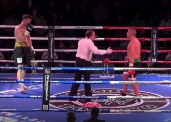 Boksieri shqiptar shkatërron rivalin serb që në raundin e parë, gjyqtari ndërpret ndeshjen