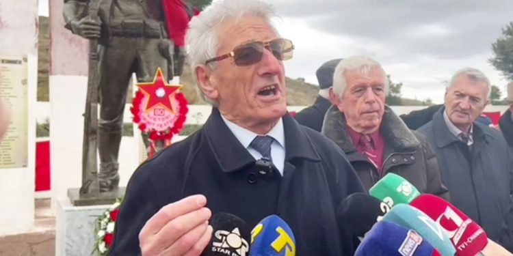 “Shqipëria kishte liri vetëm me Enverin”/ Komunistët: Sot, jemi të pushtuar nga…