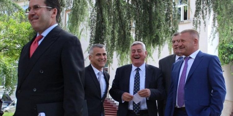 Partitë e vogla takim me Presidentin, zbulohet DATA që ata propozuan për zgjedhje