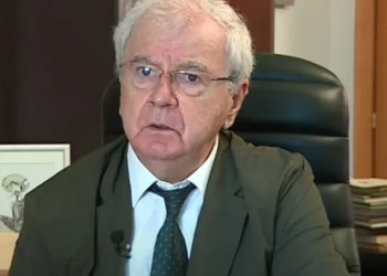 Ngjela bën rrëfimin e pazakontë: Ja vendi i vetëm ku mund ta vrisja Enver Hoxhën…