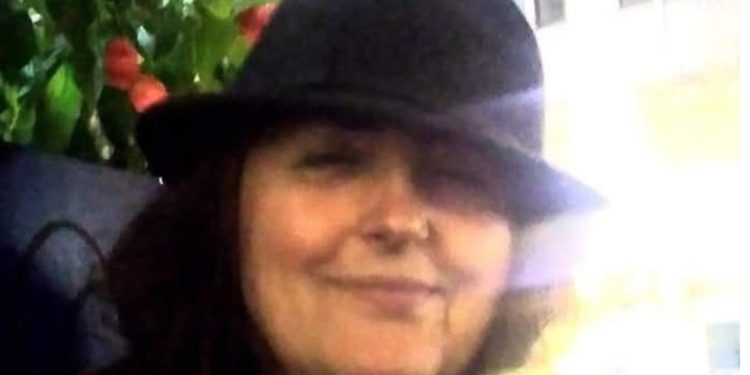 Kushërira mjeke sqaron të vërtetën e Parashqevi Simakut: Është e sëmurë. Duhet…