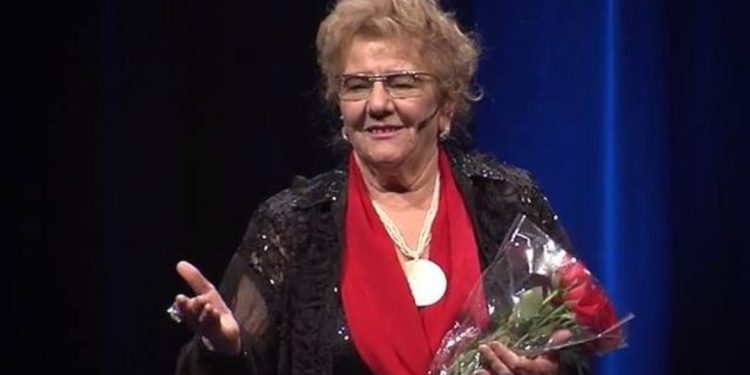 Artistja e madhe Tinka Kurti feston ditëlindjen, nuk do ta besoni sa vjeç mbush sot…