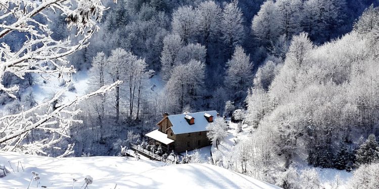 Dyndje e madhe! Kush është fshati turistik në Shqipëri më i preferuar nga…