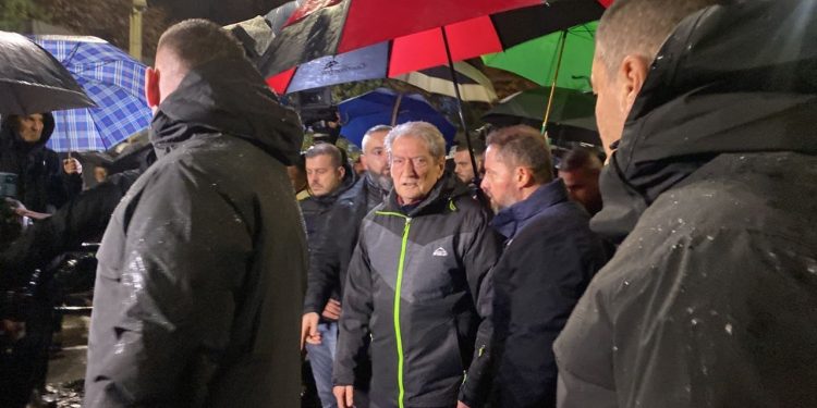 Skenar për të mos u futur në zgjedhje? Ja si përgjigjet Sali Berisha