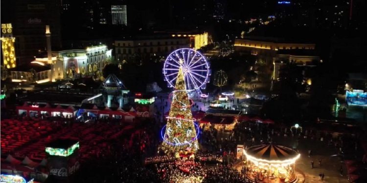Jo vetëm Tirana/ Kush është vendi i preferuar i Shqiptarëve për festat e fundvitit…