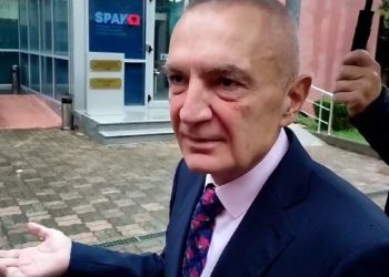Ilir Meta tregon nga qelia dy pyetjet që u drejtoi prokurorëve të SPAK-ut