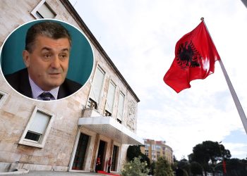Lajm i Fundit/ Merr vendimin e papritur: Jep DORËHEQJEN pranë Këshillit të Ministrave…