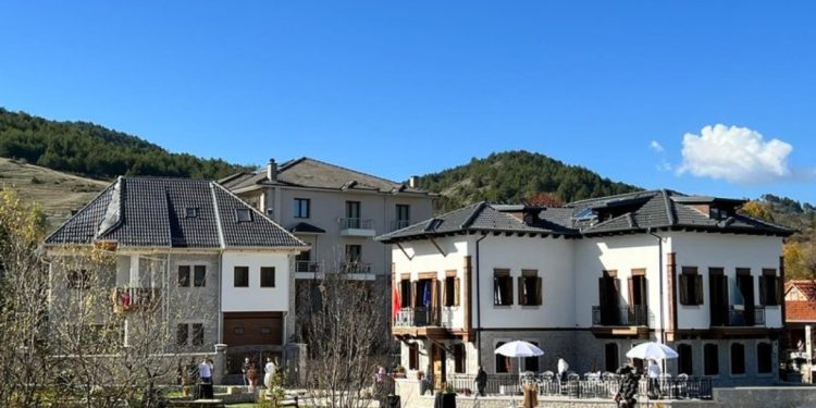 Qyteti i preferuar i Shqiptarëve, ky është vendi më i frekuentuar/ Rekord…