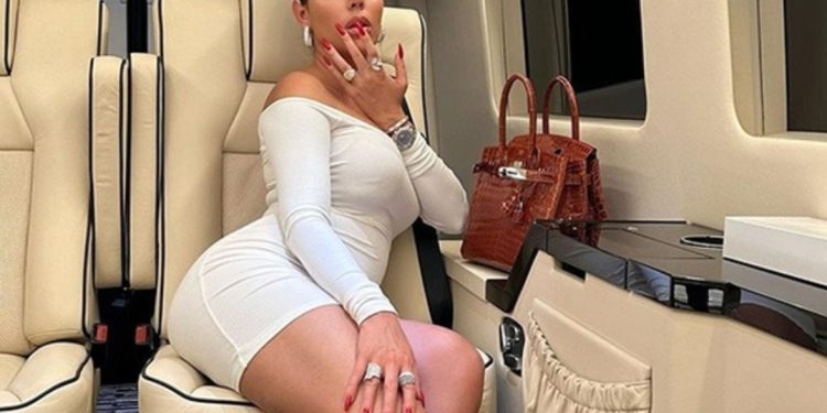 FOTO/ Georgina Rodriguez tregon format “BOMBË”, gruaja e Ronaldos “TËRBON” ndjekësit