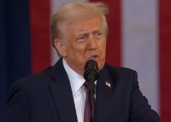 “Firmos urdhërin”/ Trump paralajmërim të fortë për emigrantët: Nga nesër…