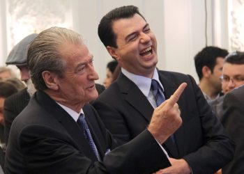 “Basha me parti të re”, gazetari zbulon lajmin: Është regjistruar në Gjykatë