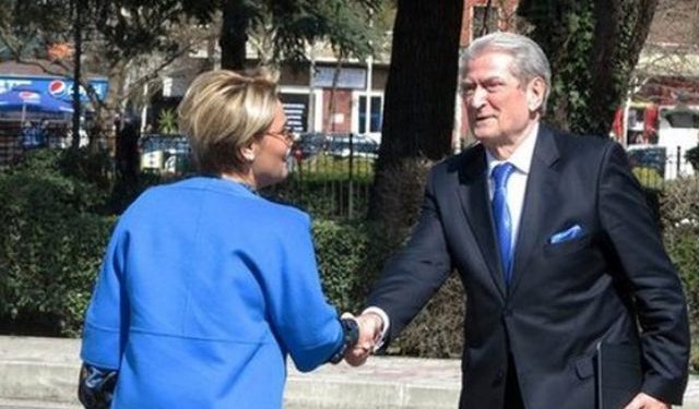 Kryemadhi e Berisha i bëjnë “bisht” SPAK-ut/ Të dy u larguan nga Shqipëria…