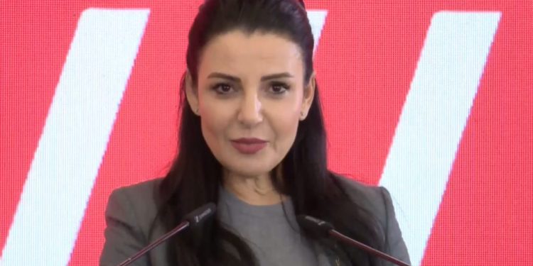 “Nis më 24 shkurt”/ Ministrja Balluku ka një lajm të mirë për familjet Shqiptare…