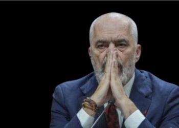 Erion Veliaj flet “pa dorashka”: Djali im nuk e di që jam në burg, kurse Saliu…