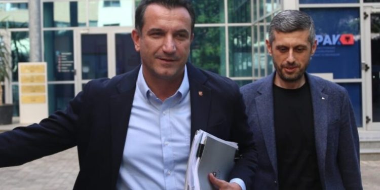 Veliaj “shpërthen” në GJKKO: Mallkuar qoftë kush punon në këtë vend, vila në Qerret…