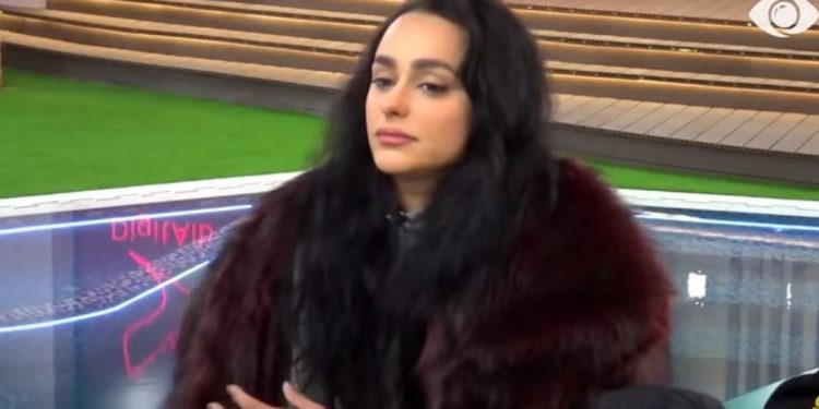 Çfarë po ndodh?! Egli Tako kërkon të ikë por produksioni i Big Brother nuk e lejon