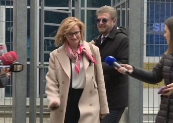 4 orë para Prokurorëve/ Deputetja e PS, Klotilda Bushka del nga SPAK, ja çfarë thotë…