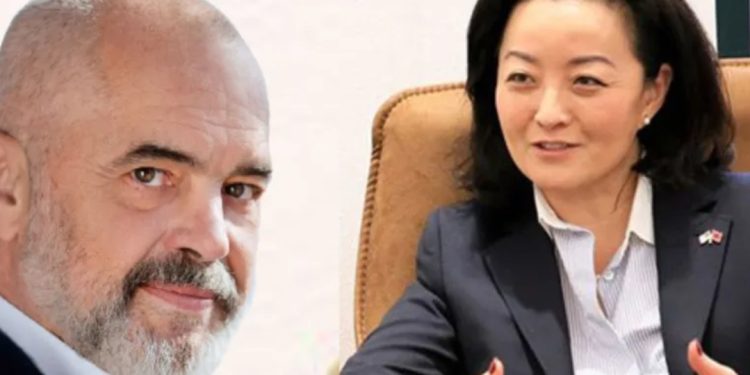 Pse ambasadorja amerikane, do të bëhet armiku më i madh?
