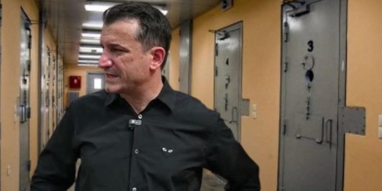 Veliaj nuk ndal akuzat nga qelia ndaj prokurorëve: Ma lanë djalin jetim…