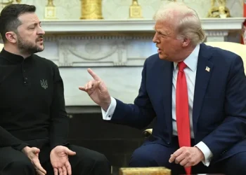 Trump “DËBON” Zelenskyn nga “Shtëpia e Bardhë”: Çfarë i tha kur e përzuri…