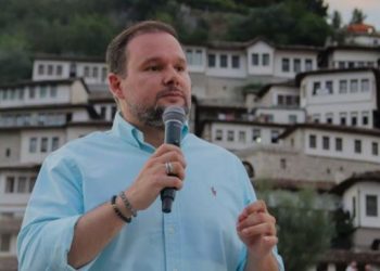 Dorëheqja e Ervin Demos/ LAJM I FUNDIT: Sapo zgjidhet kryebashkiaku i ri i Beratit…