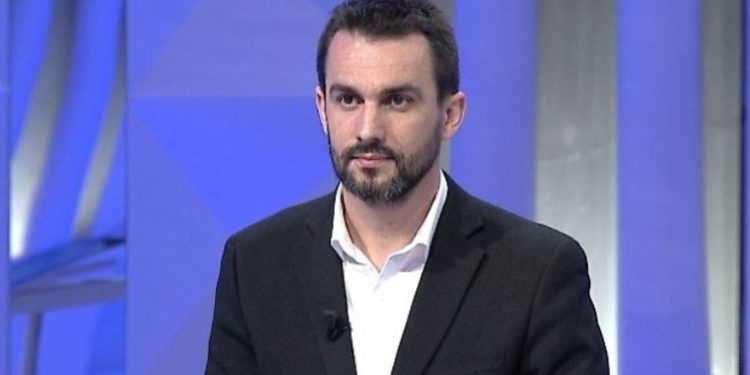 Pse nuk u bashkuat në një koalicion me Berishën? Ja si përgjigjet Adriatik Lapaj