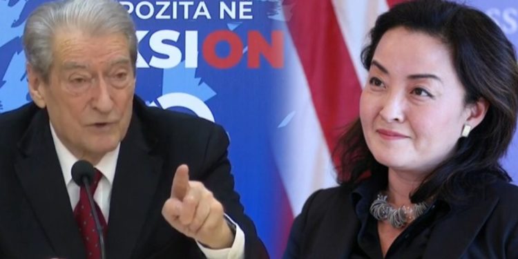 U shkarkua nga DASH? Berisha thirrje Kongresit Amerikan: Nisni një hetim për Yuri Kim, iu vë në dispozicion…