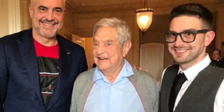 Nuk është Rama/ Kush e solli Sorosin në Shqipëri? Zbulohet dokumenti me firmën e…