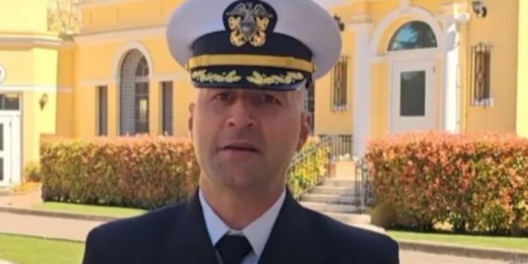 Një “tirons” që komandon një luftanije Amerikane! Çarë pritet në Qershor…