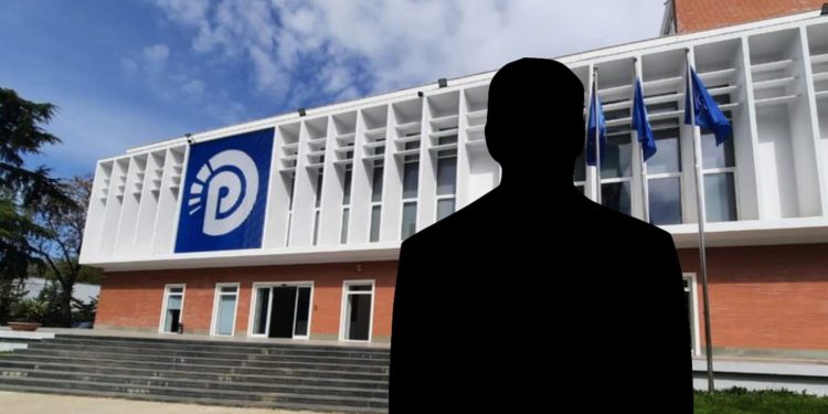 “Flamuri tha firmos aty dhe flasim nesër…”/ Tjetër aleat LARGOHET nga koalicioni i Berishës!