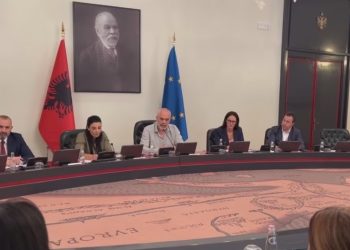 LAJM I FUNDIT/ Ndryshime në kabinetin qeveritar! Me firmë të Ramës sapo emërohet…