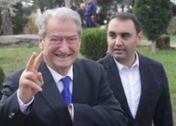 A duhet të dorëhiqet Berisha nëse humb zgjedhjet? Këlliçi: Jam i bindur…
