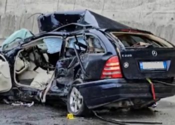 Aksident i rëndë/ Makinat bëhen “copa-copa”, vdes tragjikisht shoferi në…