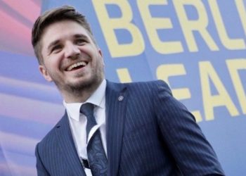 Ky është zyrtari i Ministrisë që u përplas nga makina në vijat e bardha/ EMRI-FOTO