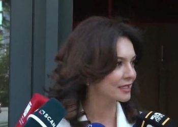 Voton kryeparlamentarja Elisa Spiropali, ka një mesazh për Shqiptarët…