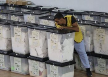 Numërohen 10 mijë zarfe nga Diaspora, ja kush kryeson…