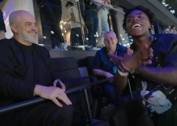 Youtuberi i famshëm nxjerr “zbuluar” Edi Ramën, ja ku ndodhet kryeministri shqiptar…