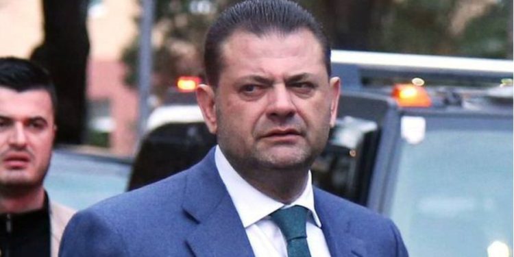 SURRPIZA/ Tom Doshi “thyen” PS e PD, shpallet forcë e parë në bashkinë…