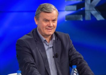 “Spektakël arrestimesh”/ Nikoll Lesi paralajmëron: Gati SPAK-u! Do të bëhet “kurban”…