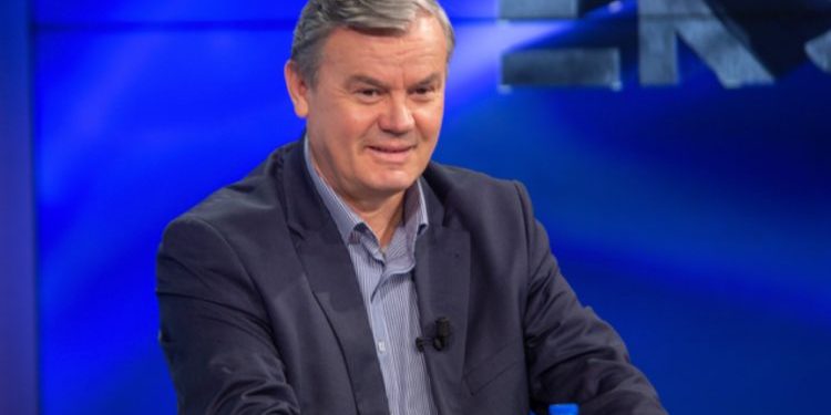 “Spektakël arrestimesh”/ Nikoll Lesi paralajmëron: Gati SPAK-u! Do të bëhet “kurban”…