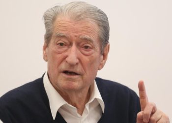 Kontrata 6 mln dollarë, Berisha “thyen heshtjen”: Lekët nuk janë të miat, por…