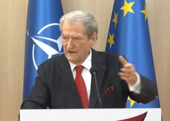 Habit Sali Berisha: Na ka rënë në dorë laptopi i patronazhistëve! Aty zbulohet…
