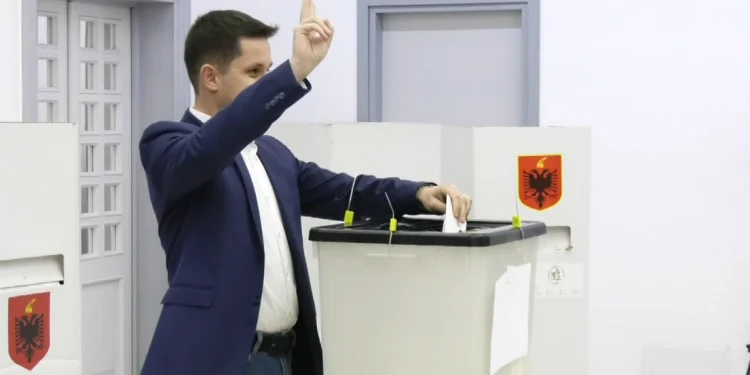 Alimehmeti do që ta fitojë mandatin në tavolinë, zbulohet kërkesa e PD…