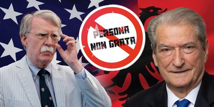A do t’i hiqet “non grata” Berishës? Ish-këshilltari i Trump e zbulon çfarë pritet të ndodhë…