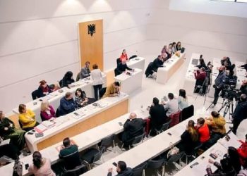 Ultimatumi i Ramës, nisin dorëheqjet masive edhe në bashki të tjera të vendit/ Çfarë ndodhi…
