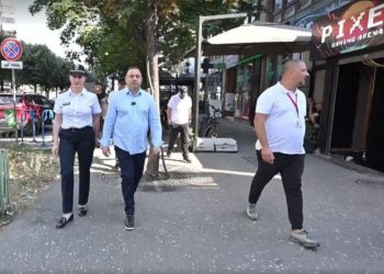 Pas ultimatumit të Ramës/ Ministri Ervin Hoxha në krye të aksionit: Askush nuk…