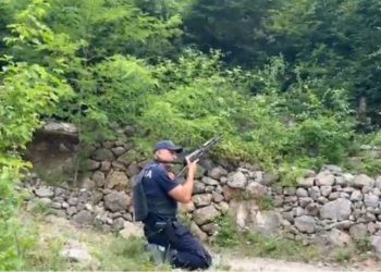 Banorët në Theth godasin me molotov fadromat e IKMT! FNSH niset me urgjencë…