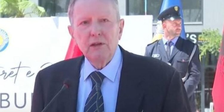 LAJM I FUNDIT/ Gjendet i pajetë në një dhomë hoteli në Golem ish-ambasdori gjerman, çfarë dyshohet…