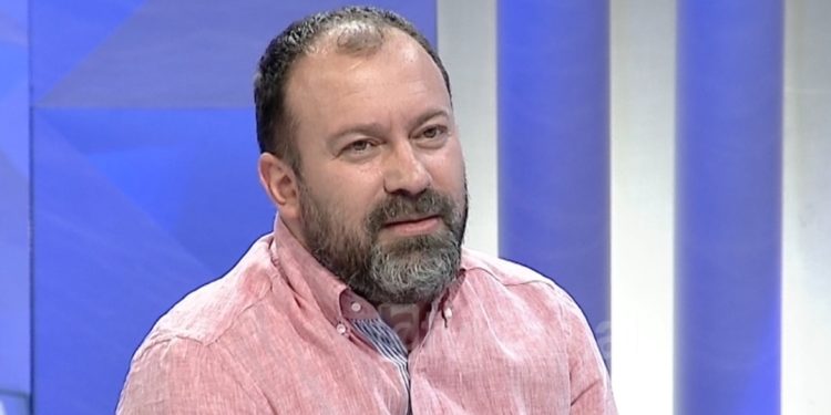 Shkarkimet masive nëpër bashki, Arbjan Mazniku: Ja pse e mori Rama vendimin ekstrem…